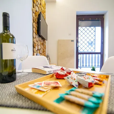 Suncana Dolina Apartamento *